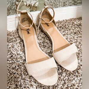 Fioni Cream Suede Sandals with ankle strap size 8